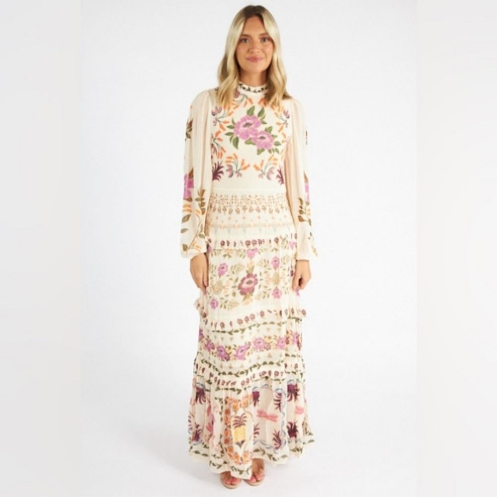 FARM RIO Cream Winter Garden Ruffle Maxi Dress XS. Brand new with tags.